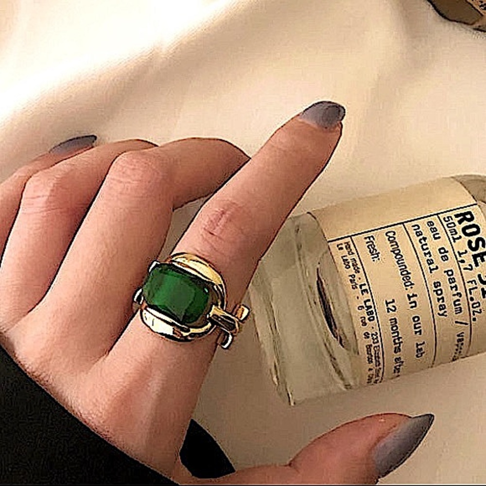 GOLD 18K PLATED EMERALD RING - Picture 4 of 16